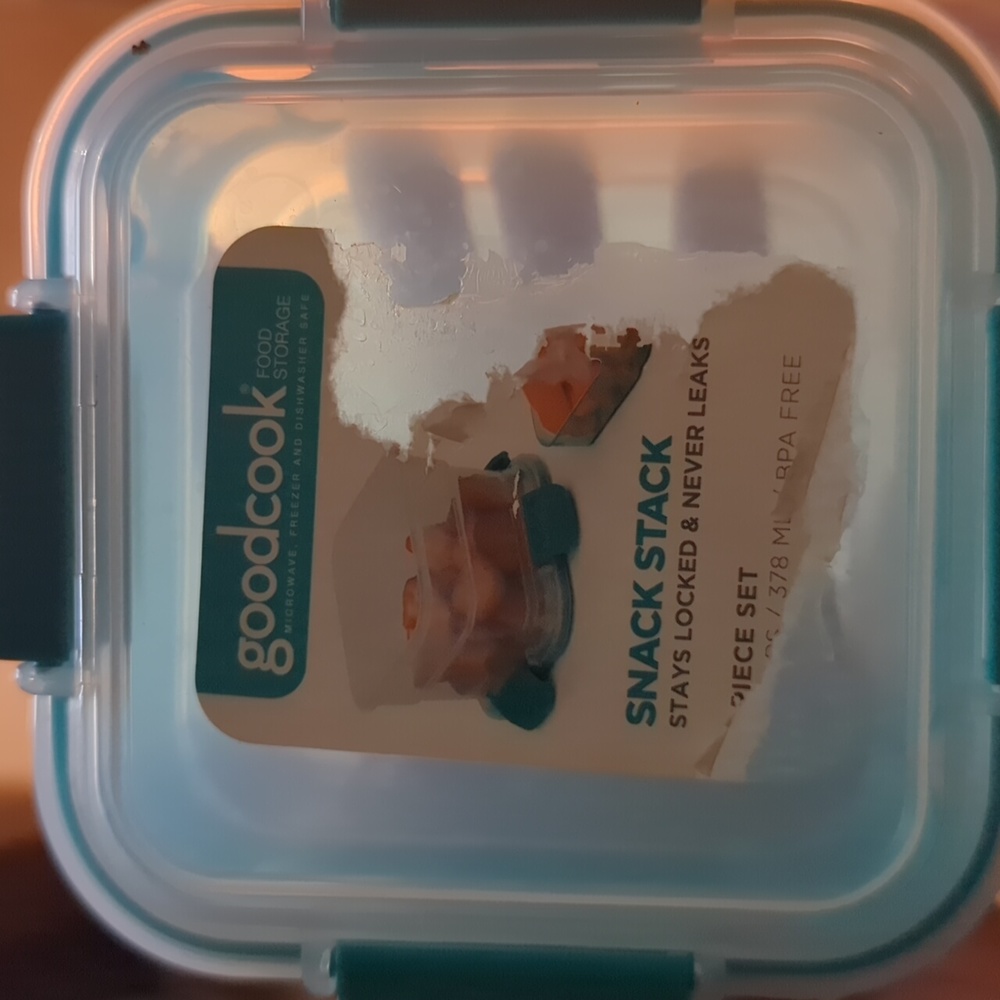 3 Snack Containers - Picture 4 of 7